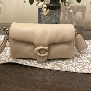 Coach Pillow Tabby 26